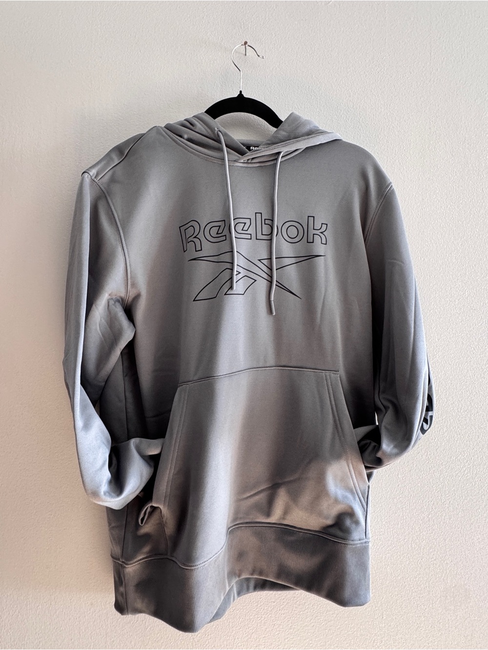 Reebok Men's Light Gray Pullover Hoodie with Logo-M
